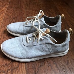 TOMS Ladies Lace Up Gray Sneakers 7.5 EUC